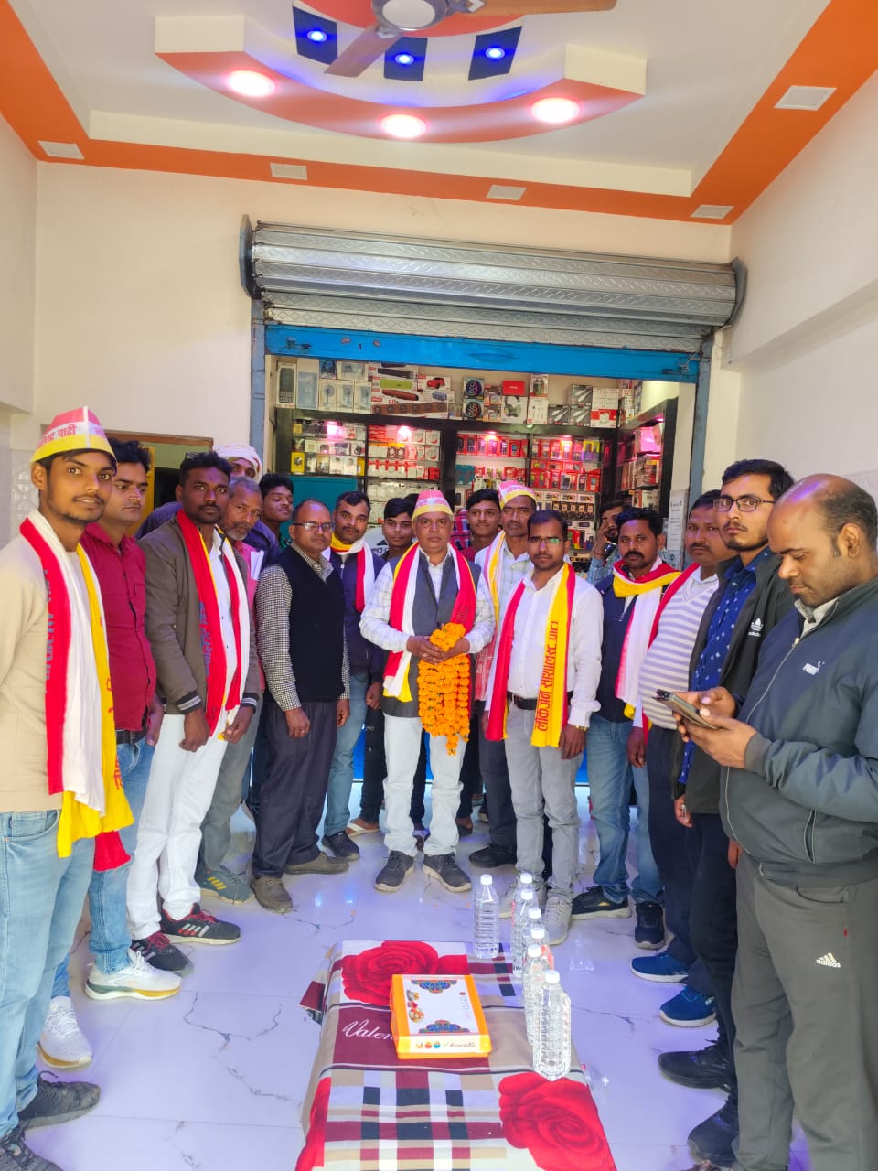 लोकजन सोशलिस्ट पार्टी का सदस्यता अभियान संपन्न, दलसिंगार विश्वकर्मा बने अम्बेडकरनगर के जिला अध्यक्ष   अम्बेडकर नगर।