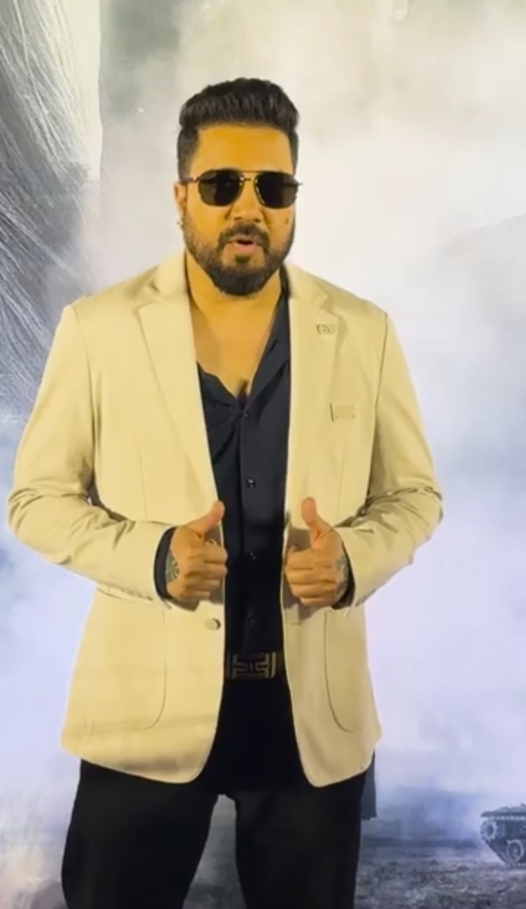 आवारा कुत्तों के लिए मीका सिंह का बड़ा ऐलान, 10 एकड़ जमीन दान करने की घोषणा; सुप्रीम कोर्ट से की विशेष अपील