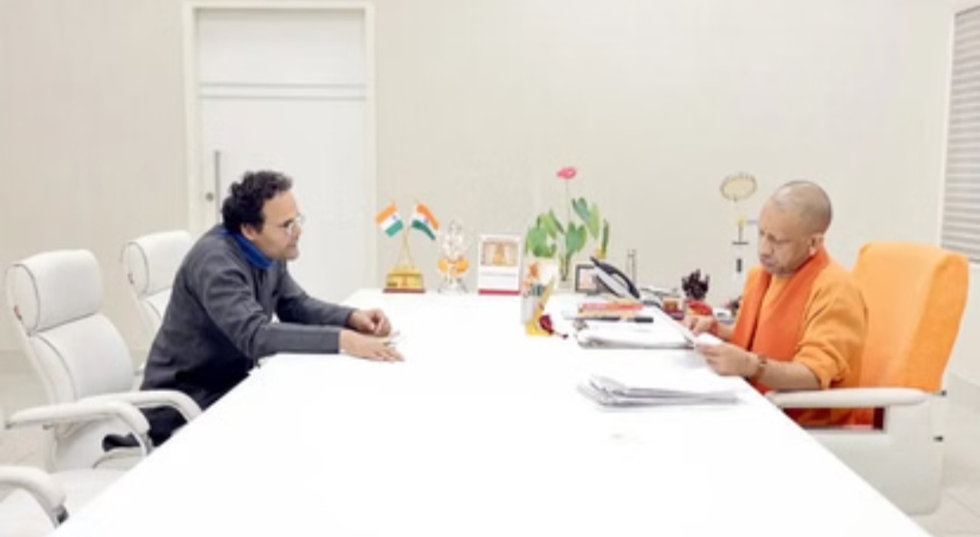 अम्बेडकर नगर न्यूज़: पूर्व सांसद रितेश पांडेय ने मुख्यमंत्री से की मुलाकात, जलालपुर बाईपास प्रस्ताव को शीघ्र स्वीकृति की मांग