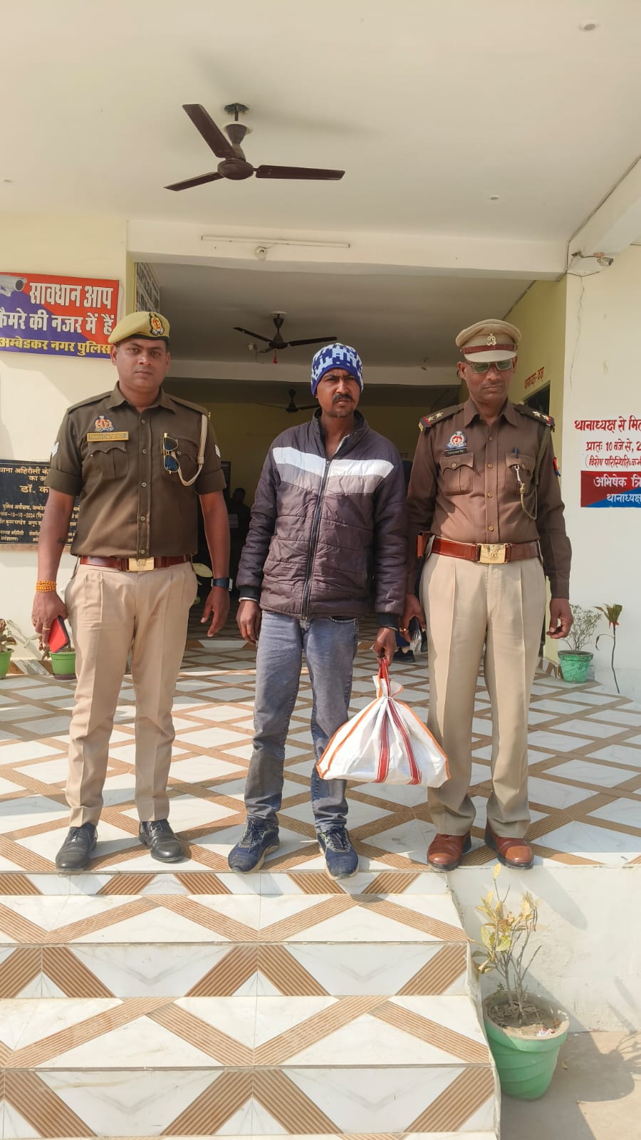 अहिरौली पुलिस की कार्रवाई: अवैध देशी शराब के साथ एक अभियुक्त गिरफ्तार