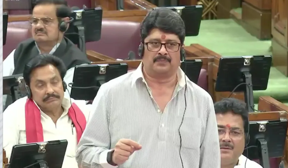 सदन में बिजली विभाग की विजिलेंस कार्यवाही पर उठे सवाल, विधायक राजा भैया ने पारदर्शिता की मांग की