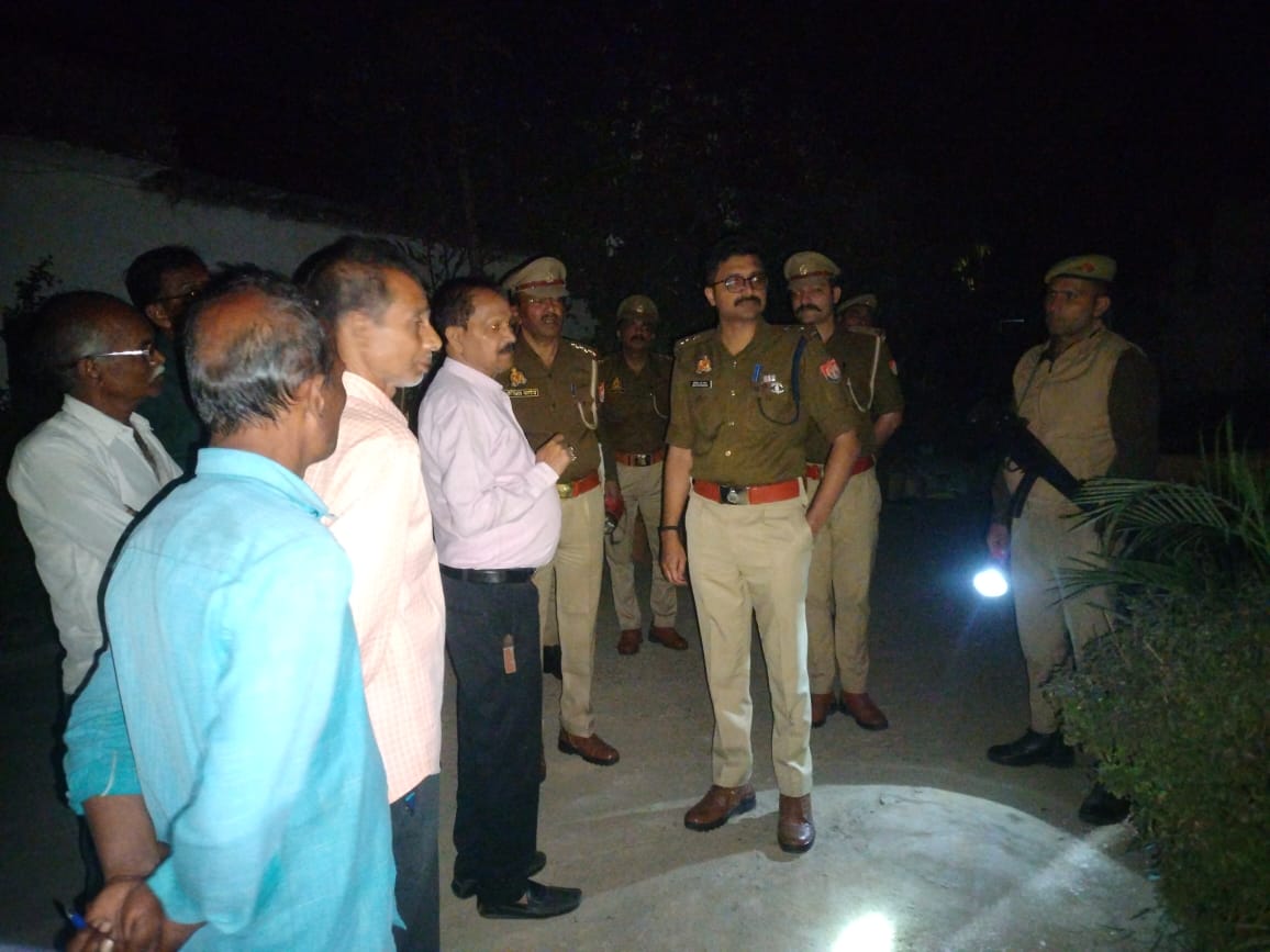 होलिका दहन को लेकर पुलिस सतर्क, एसपी ने संवेदनशील स्थलों का किया निरीक्षण