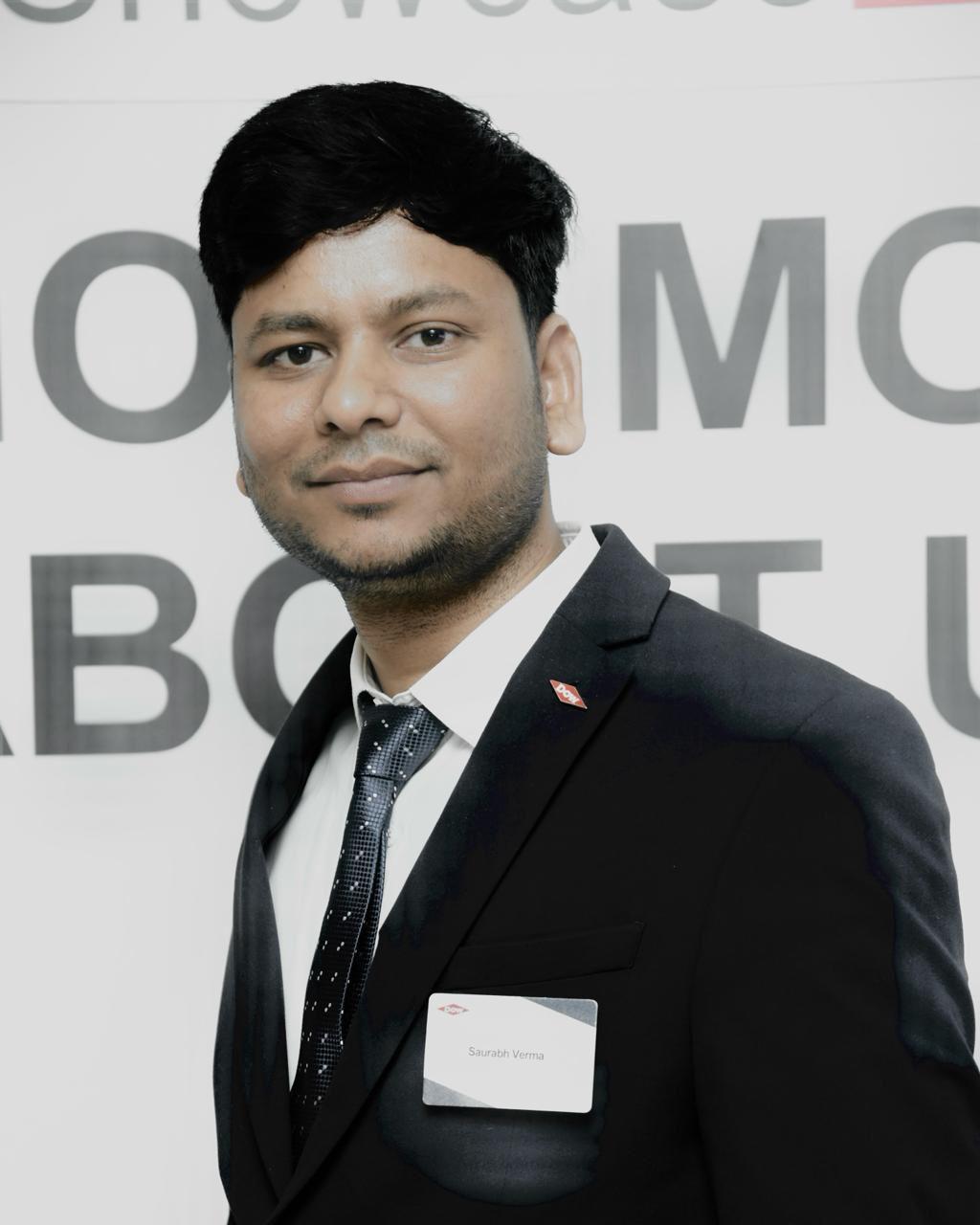 सुविधाओं की मोहताज नहीं होती सफलता: सौरभ वर्मा ने GMAT Focus में 625 स्कोर कर बढ़ाया जनपद का मान, IIM लखनऊ में मिला प्रवेश