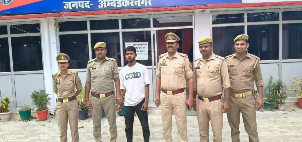 50 हजार का इनामिया अभियुक्त गिरफ्तार, स्वाट व पुलिस टीम की बड़ी सफलता