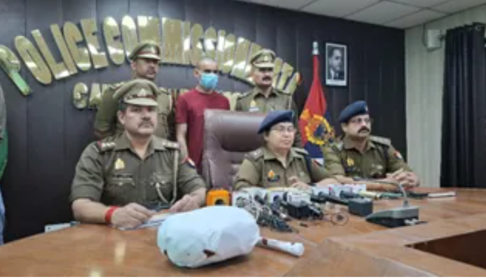 पिता के कातिल बेटे का खौफनाक कबूलनामा: डांट से बौखलाया, लोहे की रॉड से कर दी हत्या; बाद में पछताकर रोता रहा