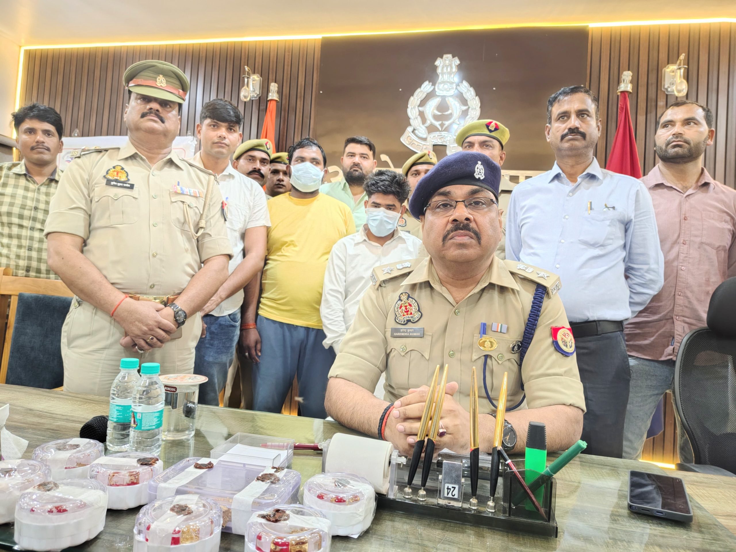 मात्र 10 घंटे में पुलिस ने लूट का किया पर्दाफाश, उधार चुकाने के लिए रची लूट की साजिश, सराफा कारोबारी गिरफ्तार
