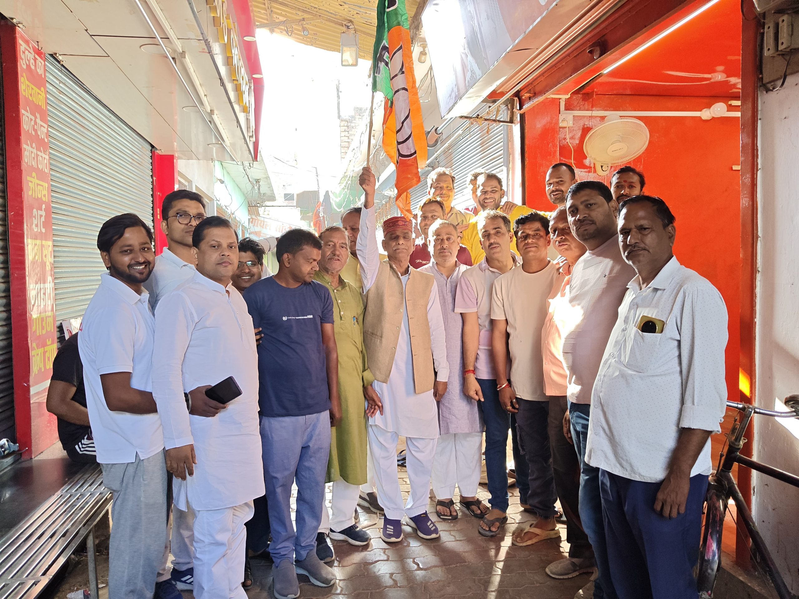 जलालपुर में भाजपा स्थापना दिवस: भव्य आयोजन, राष्ट्रसेवा का संकल्प दोहराया गया