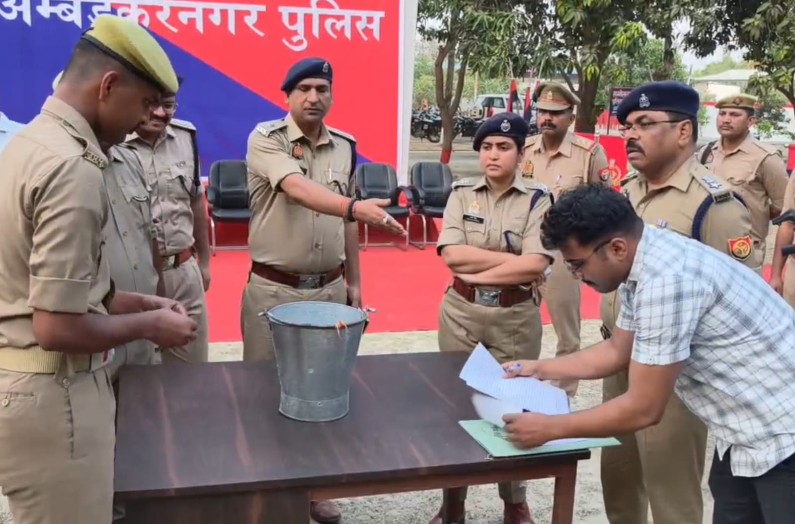 अम्बेडकरनगर पुलिस लाइन में रिक्रूट आरक्षियों को मिला थाना आवंटन, पारदर्शी प्रक्रिया बनी मिसाल