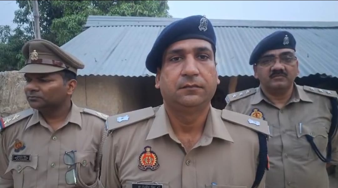 थाना क्षेत्र जैतपुर में धारदार हथियार से हमला: 50 वर्षीय संतोष तिवारी की हत्या, इलाके में सनसनी