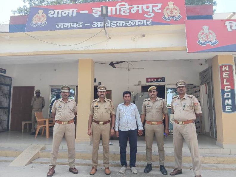 25 हजार का इनामी हत्यारोपी गिरफ्तार, अपहरण के बाद हत्या का सनसनीखेज मामला