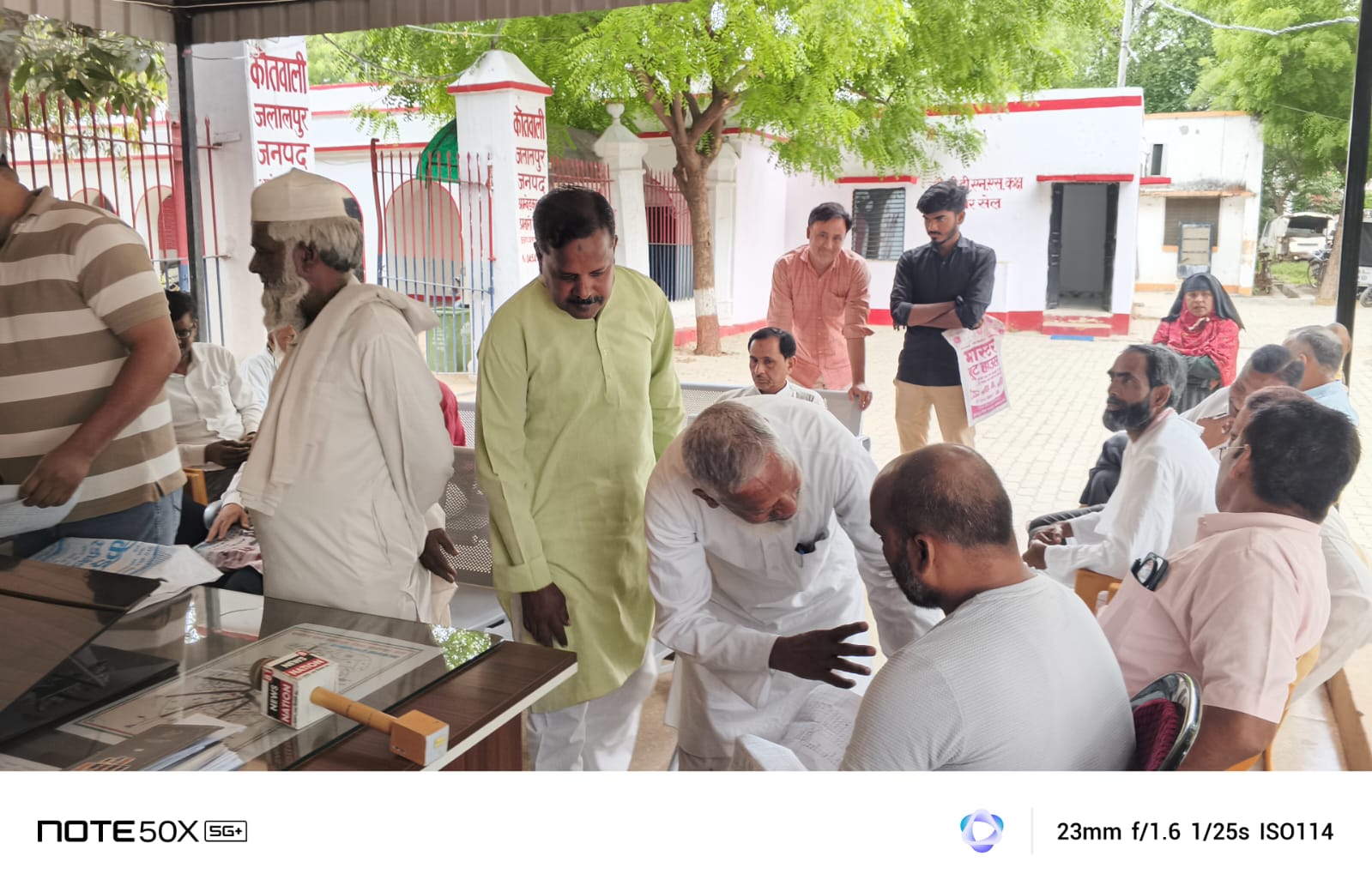 जलालपुर में मस्जिद की जमीन पर मालिकाना हक को लेकर विवाद, मामला पहुंचा कोतवाली
