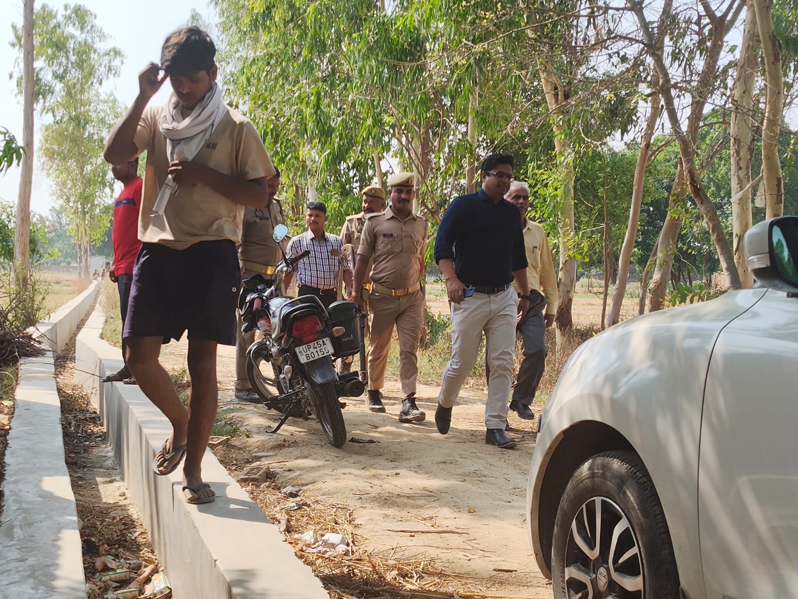 अवैध नाले को लेकर बढ़ा विवाद, किसानों का फूटा गुस्सा