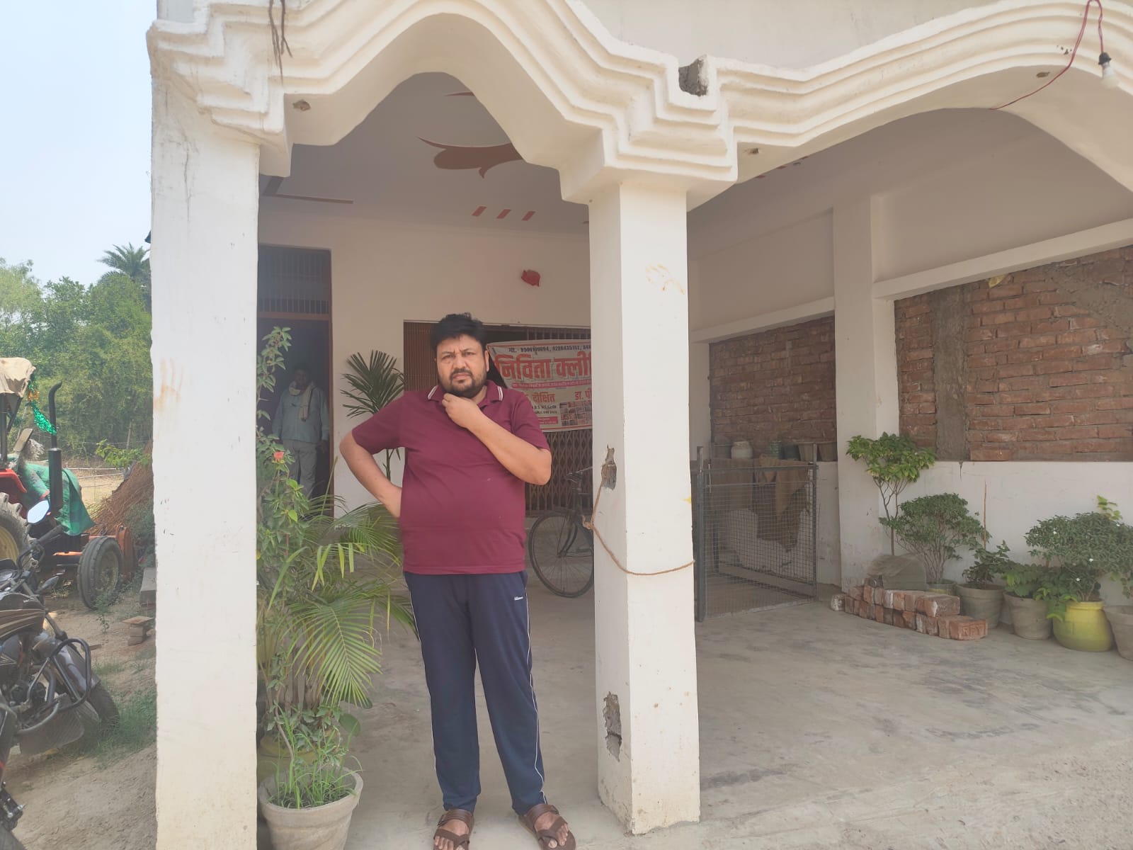 क्या बिना वैध चिकित्सीय योग्यता के चल रहा क्लिनिक? स्थानीय लोगों ने उठाए सवाल, स्वस्थ्य विभाग की भूमिका पर भी चर्चा
