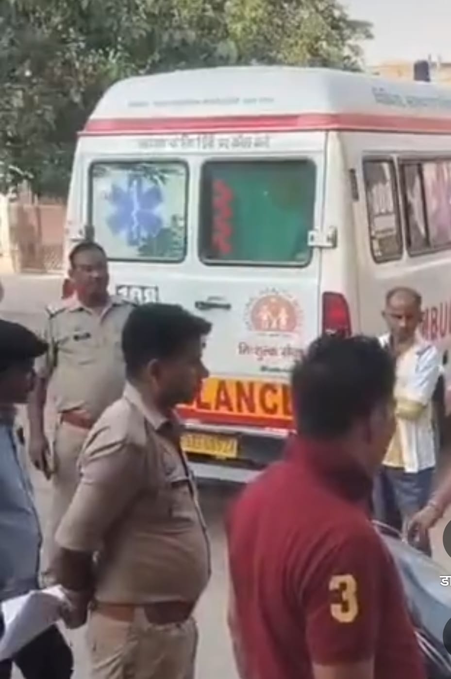 अंबेडकर नगर के होटल में युवती की संदिग्ध मौत, प्रेमी पर गला दबाने का आरोप; जहर खाने के बाद अस्पताल में भर्ती