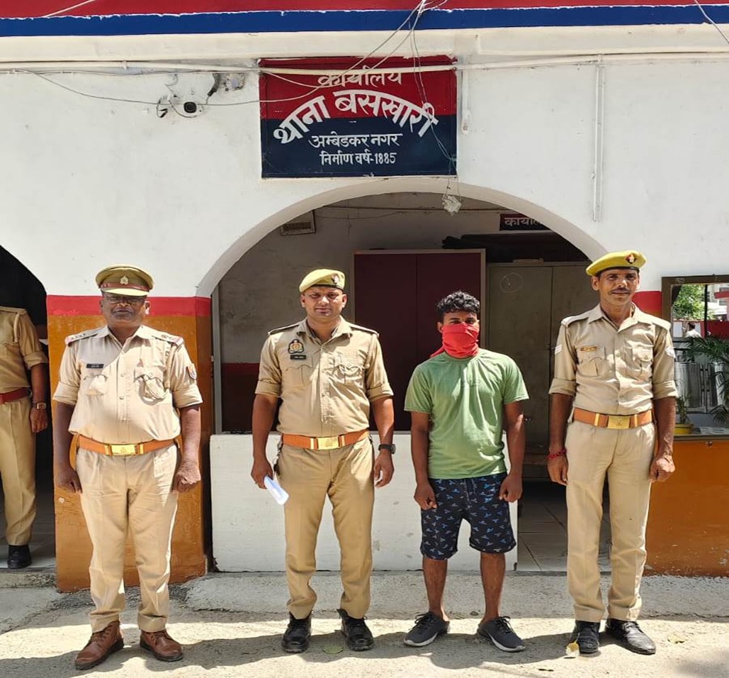 वरद होटल प्रेमिका हत्याकांड का पुलिस ने किया खुलासा, उपचार के बाद अभियुक्त गिरफ्तार, जेल भेजा गया