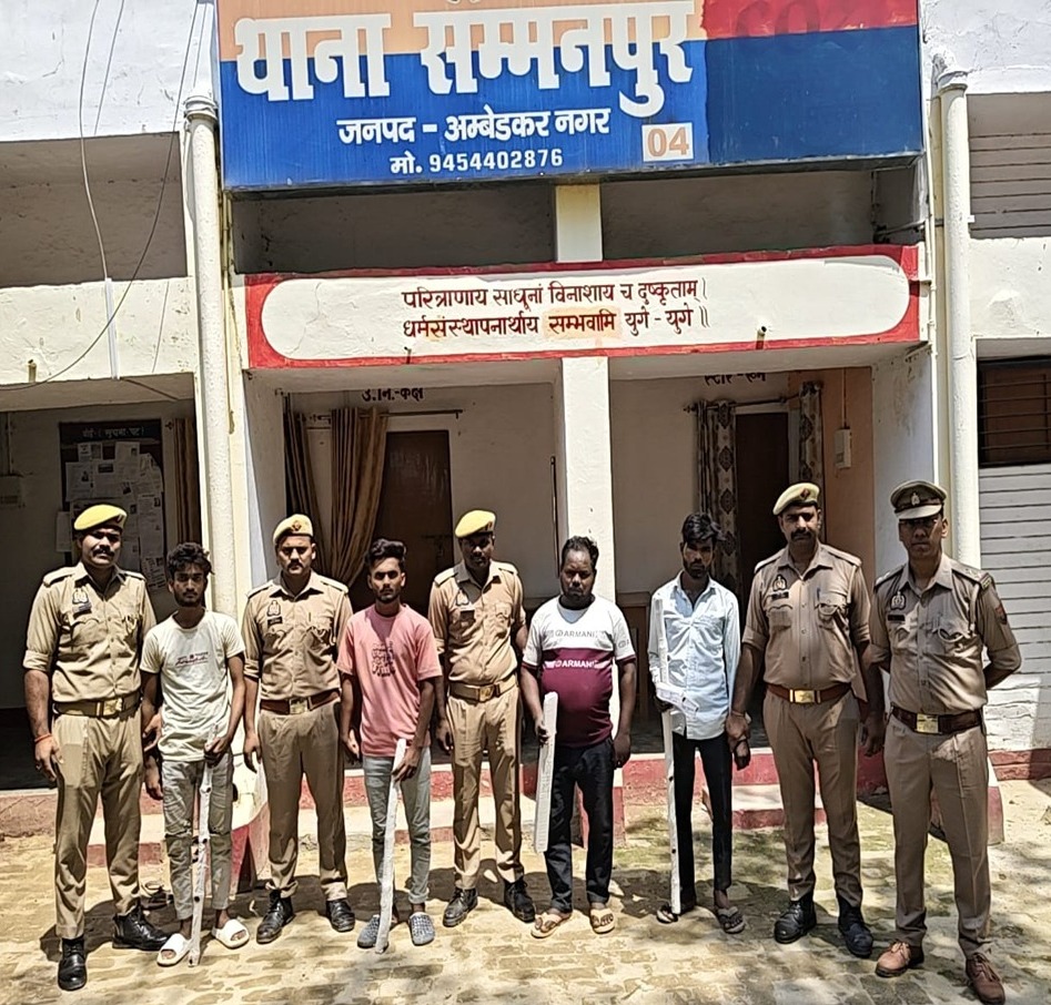 लाठी-डंडों से पीटकर युवक की हत्या का आरोप, 24 घंटे के भीतर चार नामजद अभियुक्त गिरफ्तार   ।  सम्मनपुर पुलिस की बड़ी कार्रवाई, हत्या कांड का त्वरित खुलासा