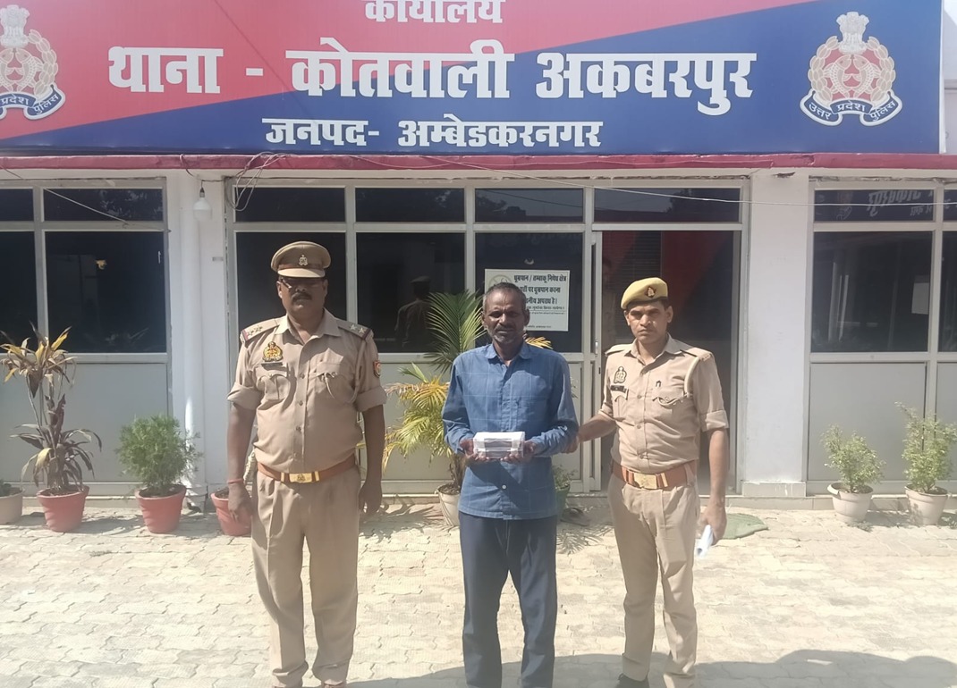दो बड़ी चोरी की वारदातों का खुलासा, पुलिस ने दबोचा शातिर आरोपी; ₹49 हजार से अधिक की रकम बरामद