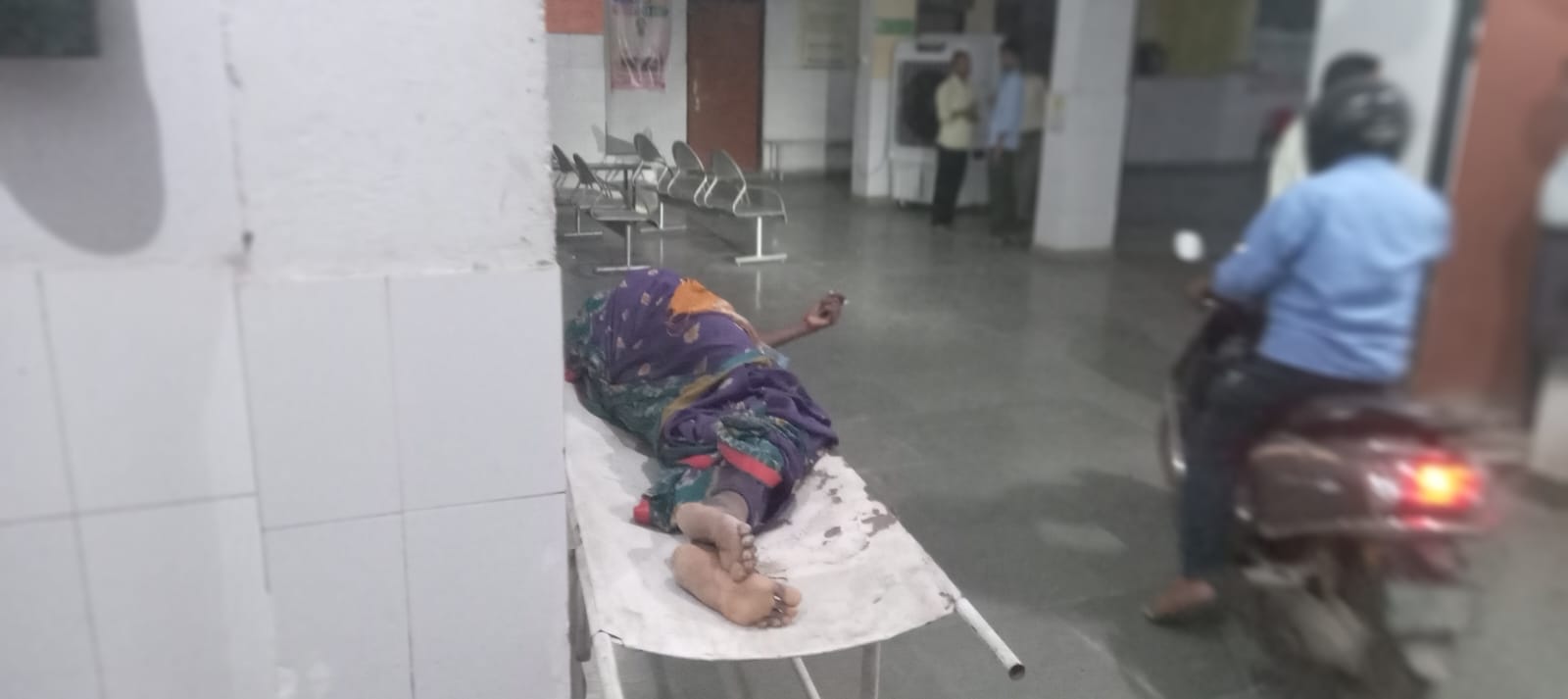 मालीपुर रेलवे स्टेशन के पास अज्ञात महिला का शव मिलने से हड़कंप, पहचान में जुटी पुलिस
