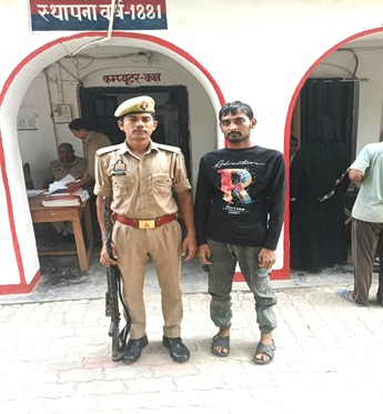 सोशल मीडिया पर आपत्तिजनक पोस्ट डालने के आरोप में युवक गिरफ्तार, जलालपुर पुलिस ने भेजा जेल