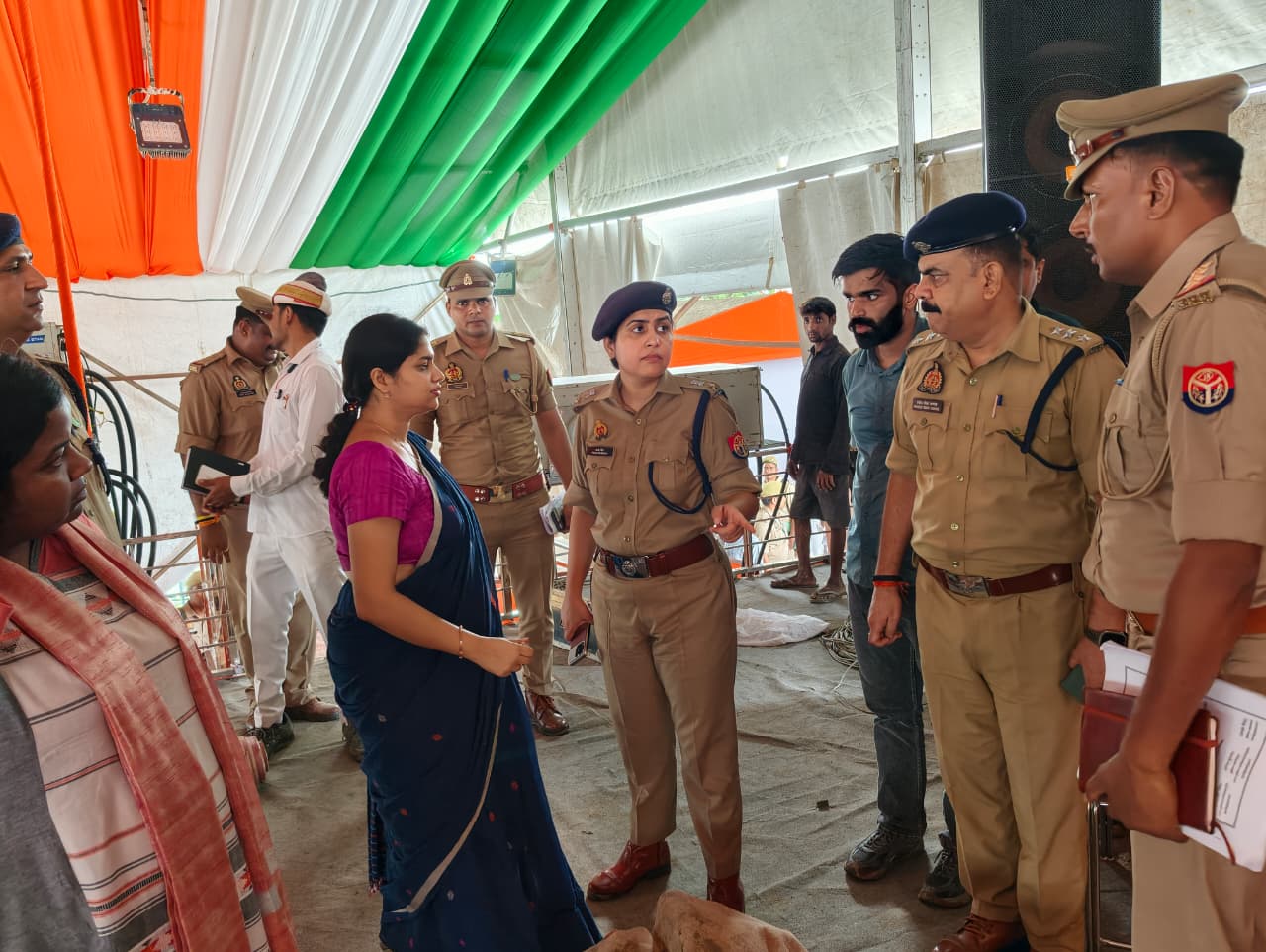 मुख्यमंत्री योगी आदित्यनाथ के संभावित दौरे से पहले गोविंद साहब कार्यक्रम स्थल पर सुरक्षा तैयारियों की अंतिम समीक्षा
