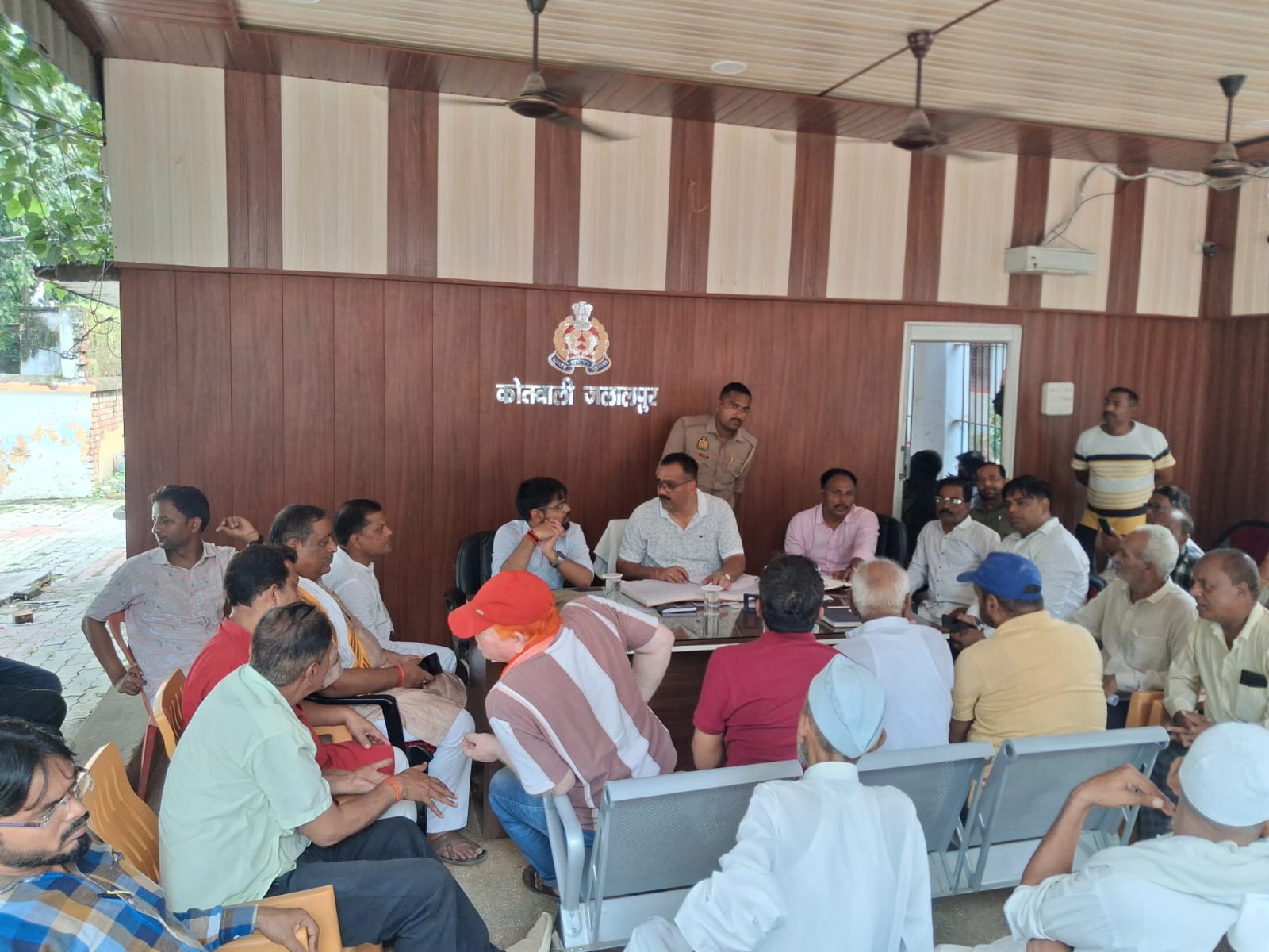 आगामी त्योहारों को लेकर पीस कमेटी की बैठक, शांति और भाईचारे के साथ मनाने की अपील