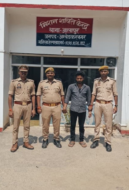 न्याय की राह में पुलिस की कार्रवाई: POCSO मामले में वांछित अभियुक्त गिरफ्तार