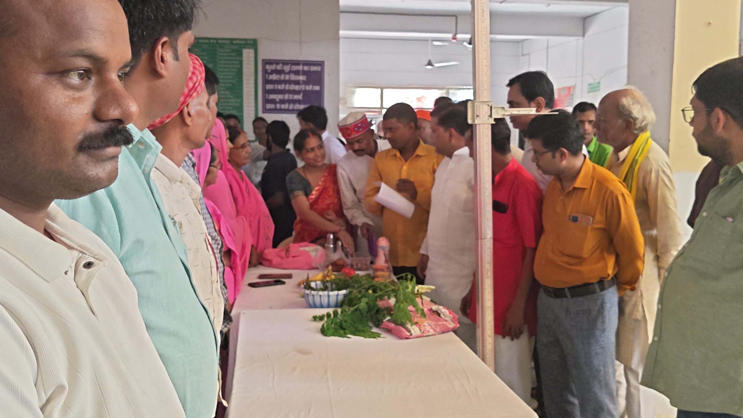 सेवा संकल्प अभियान के तहत जलालपुर में स्वास्थ्य शिविर, लोगों को जांच के साथ मिला स्वास्थ्य परामर्श